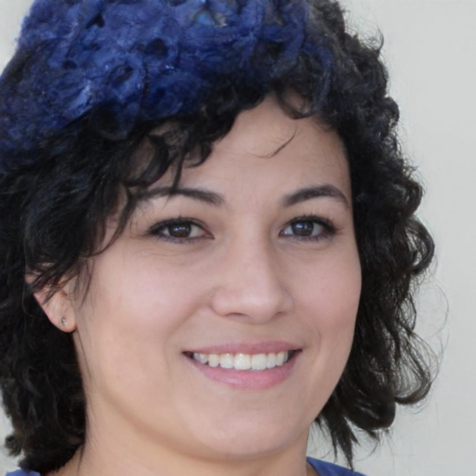 Elena Papadakis - Investment Strategy Expert
